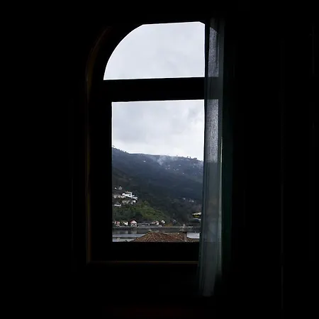 Comercio Douro Hotel Resende