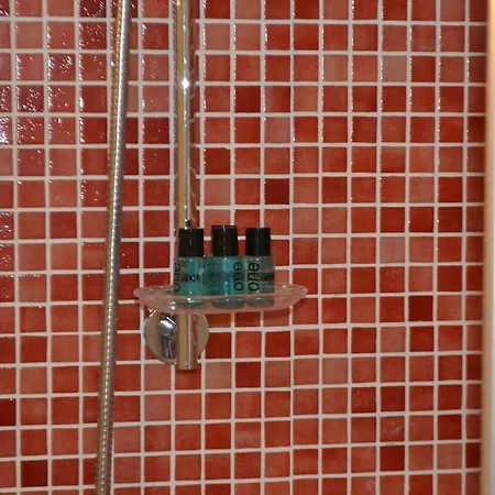 Comercio 2* רסנדה