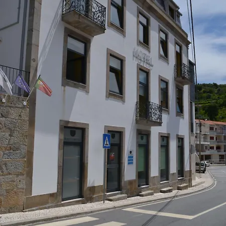 Hotel Comercio Douro 2*