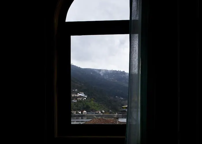 Comercio Douro Hotel Resende