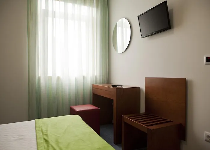 Hotel Comercio Douro 2*