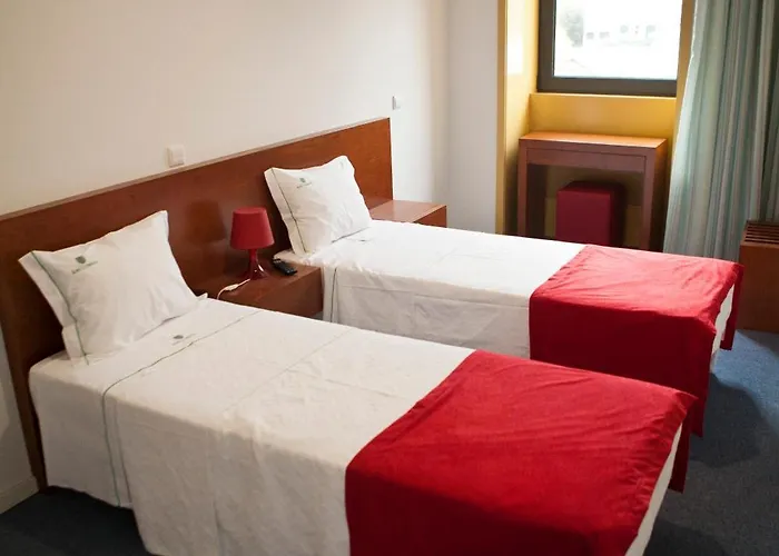 Hotel Comercio Douro 2*